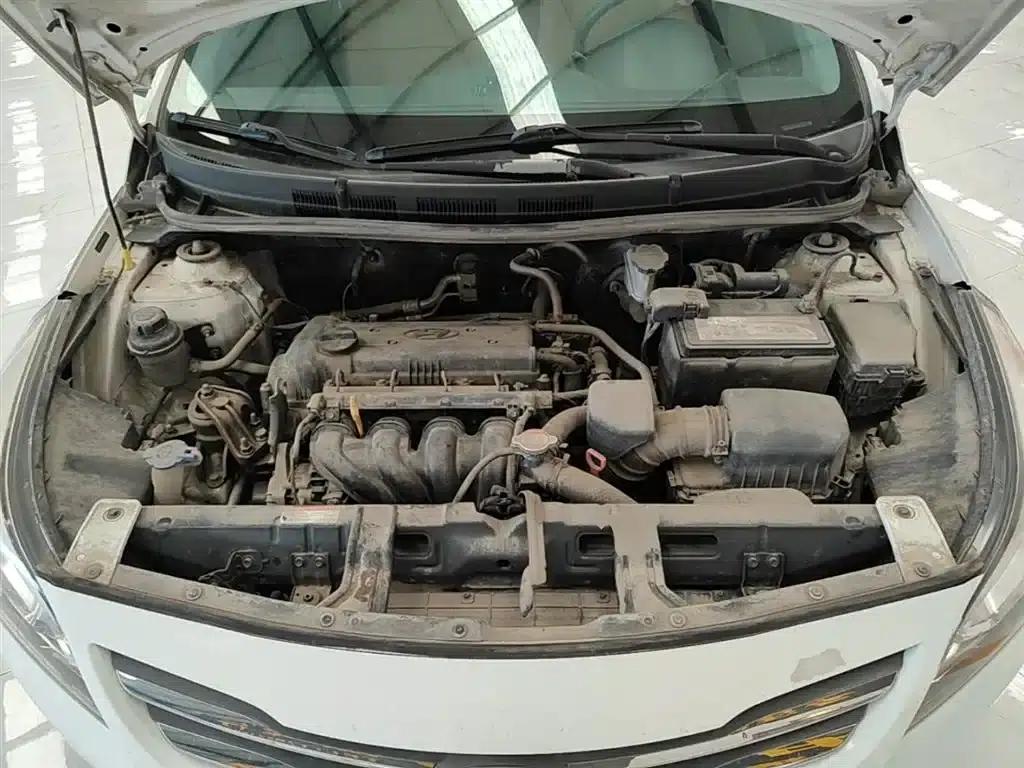 2014 Hyundai Reina 1.4L Automatic Intelligent GLS — миниатюра 20