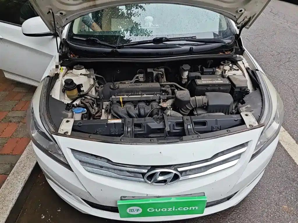 2014 Hyundai Reina 1.4L Manual Intelligent GLS — миниатюра 11