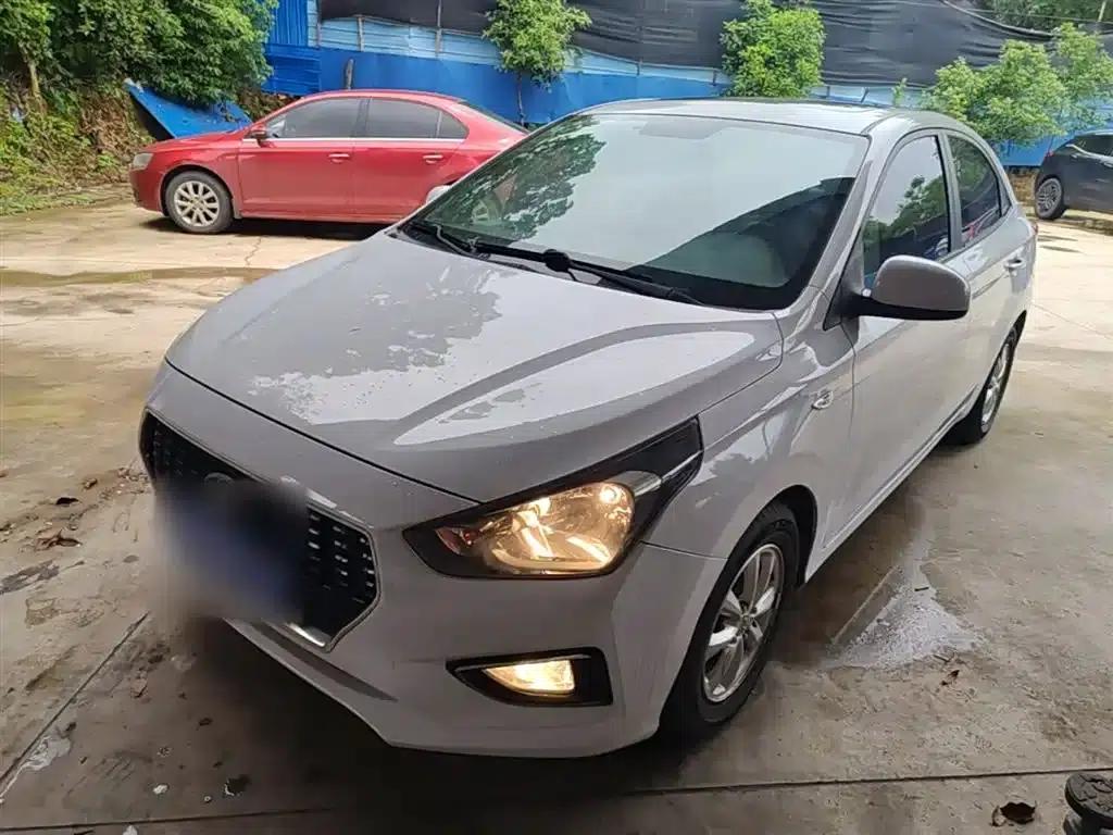 2017 Hyundai Reina 1.4L Automatic Premium Edition (National V Emission Standard) — миниатюра 1