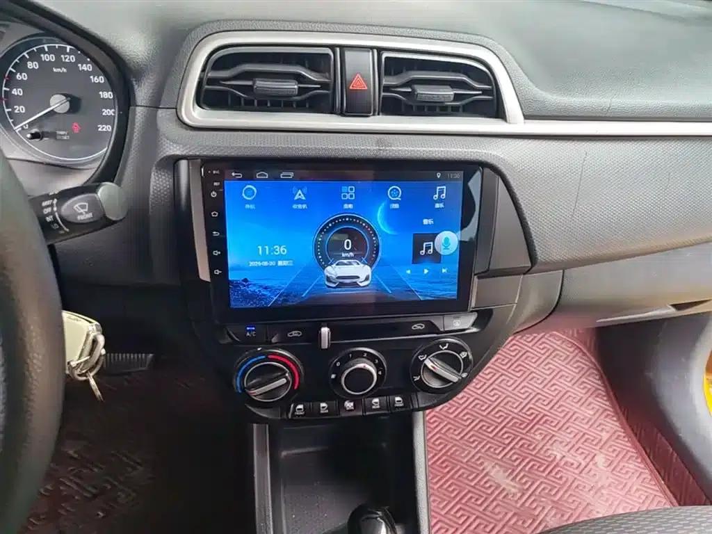 2017 Hyundai Reina 1.4L Automatic Premium Edition (National V Emission Standard) — миниатюра 13
