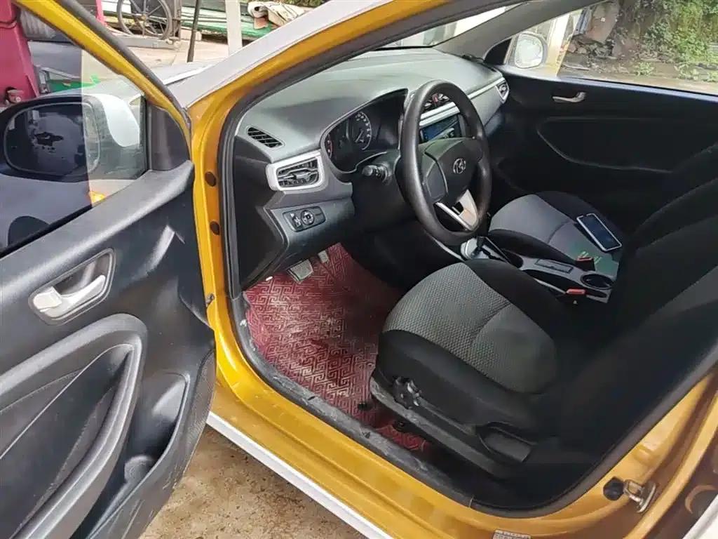 2017 Hyundai Reina 1.4L Automatic Premium Edition (National V Emission Standard) — миниатюра 16