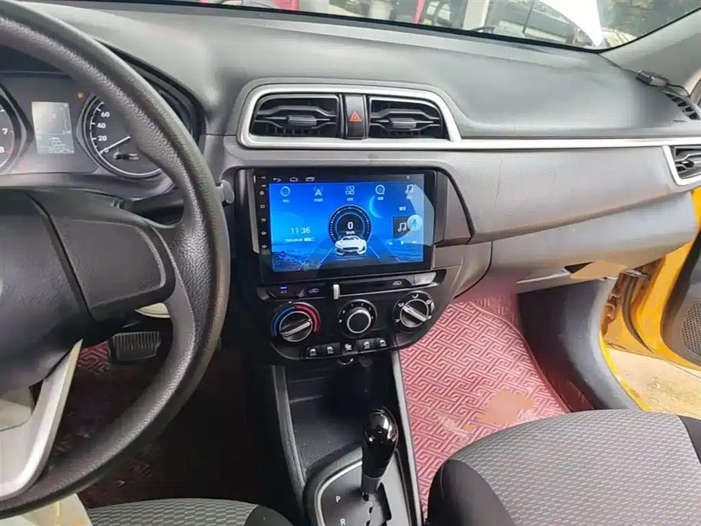 2017 Hyundai Reina 1.4L Automatic Premium Edition (National V Emission Standard) — миниатюра 10