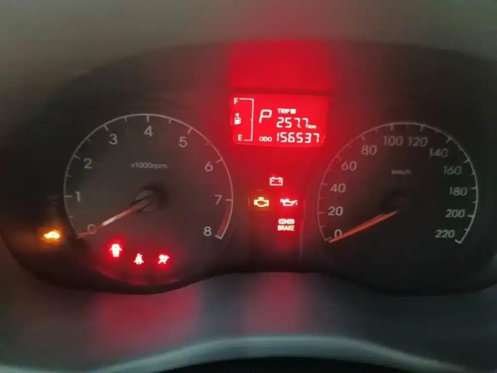 2014 Hyundai Reina 1.4L Automatic Intelligent GLS — миниатюра 12