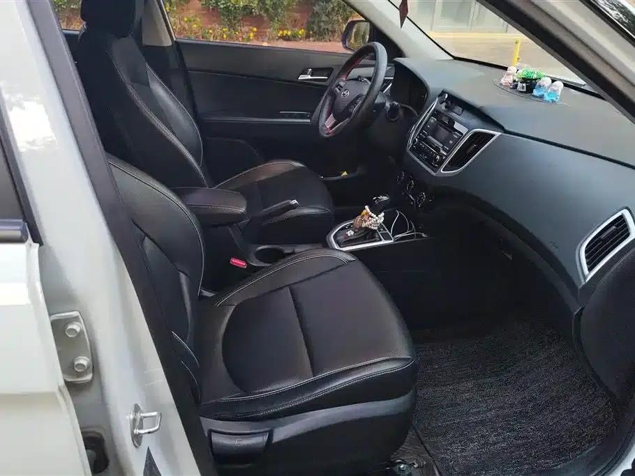 Beijing Hyundai ix25 2017 1.6L Automatic Smart Edition — миниатюра 8