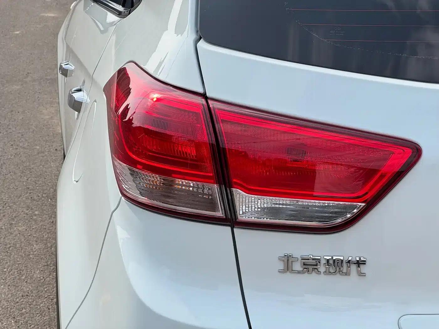 Beijing Hyundai ix25 2017 1.6L Automatic Smart Edition — миниатюра 11