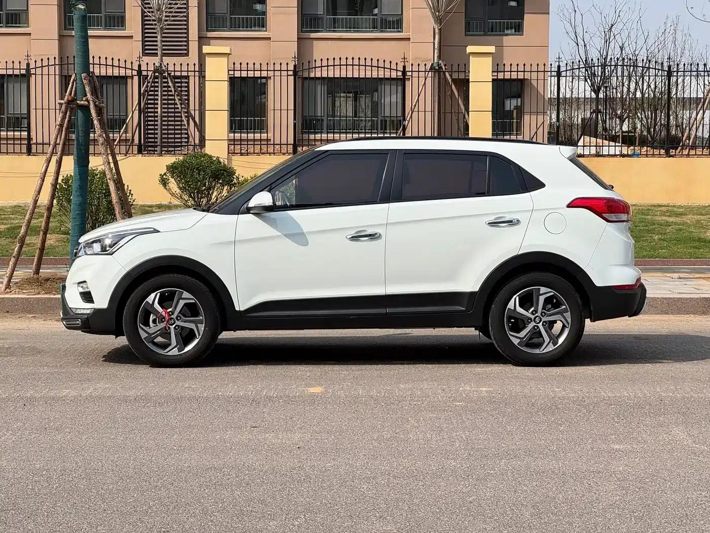 Beijing Hyundai ix25 2017 1.6L Automatic Smart Edition — миниатюра 13