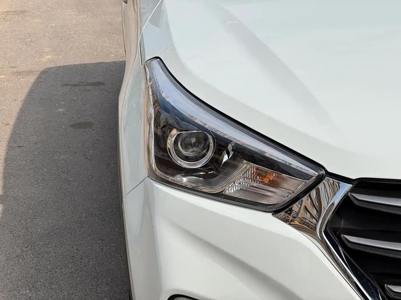 Beijing Hyundai ix25 2017 1.6L Automatic Smart Edition — миниатюра 10