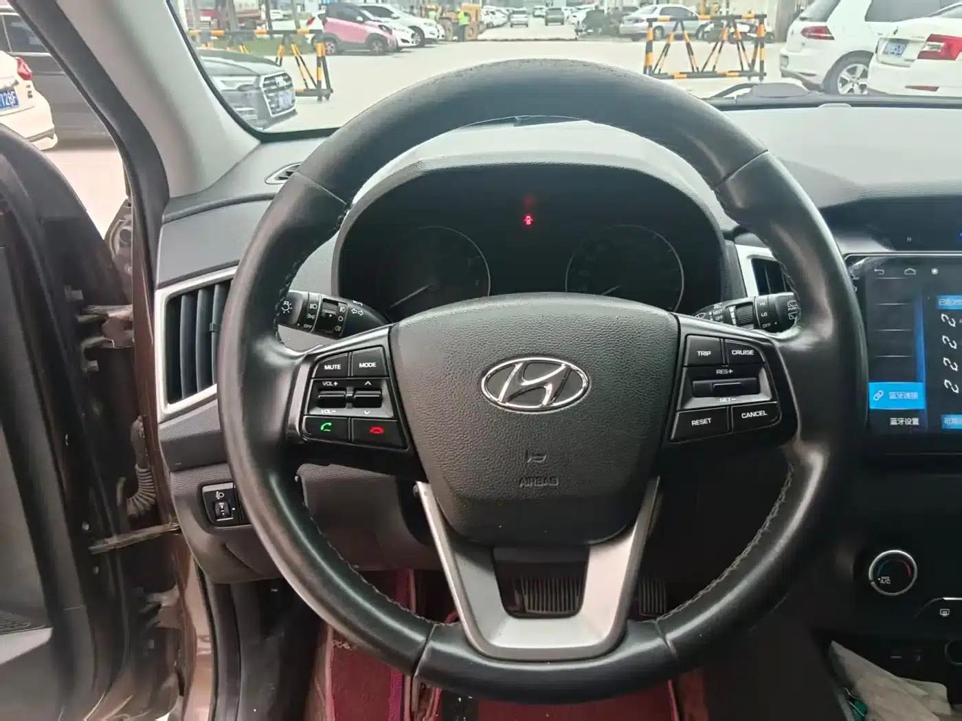 Beijing Hyundai ix25 2015 1.6L Automatic 2WD Smart GLS — миниатюра 7