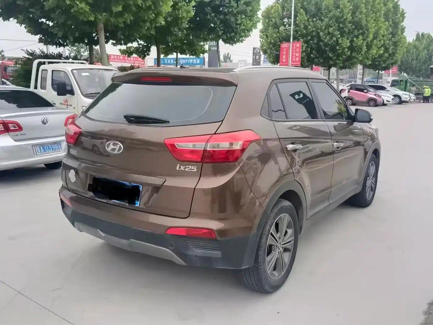 Beijing Hyundai ix25 2015 1.6L Automatic 2WD Smart GLS — миниатюра 10