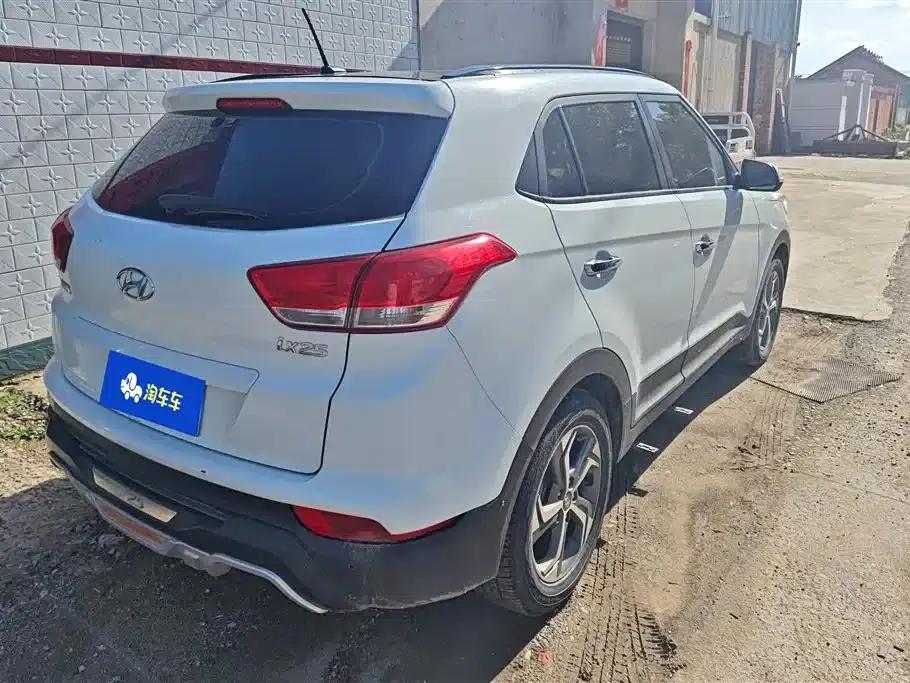 Beijing Hyundai ix25 2017 1.6L Automatic Smart Edition — миниатюра 3