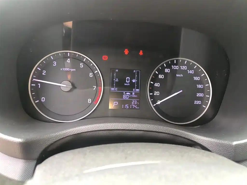 Beijing Hyundai ix25 2015 1.6L Automatic 2WD Smart GLS — миниатюра 12
