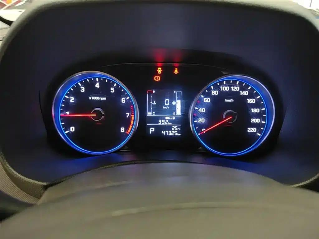 Beijing Hyundai ix25 2017 1.6L Automatic Smart Edition — миниатюра 12