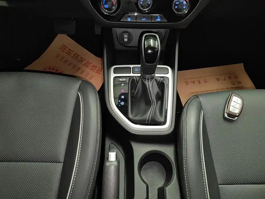 Beijing Hyundai ix25 2017 1.6L Automatic Smart Edition — миниатюра 14