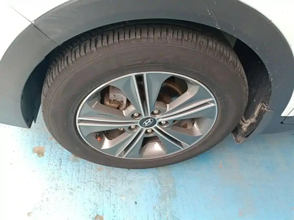 Beijing Hyundai ix25 2015 1.6L Automatic 2WD Smart GLS — миниатюра 23