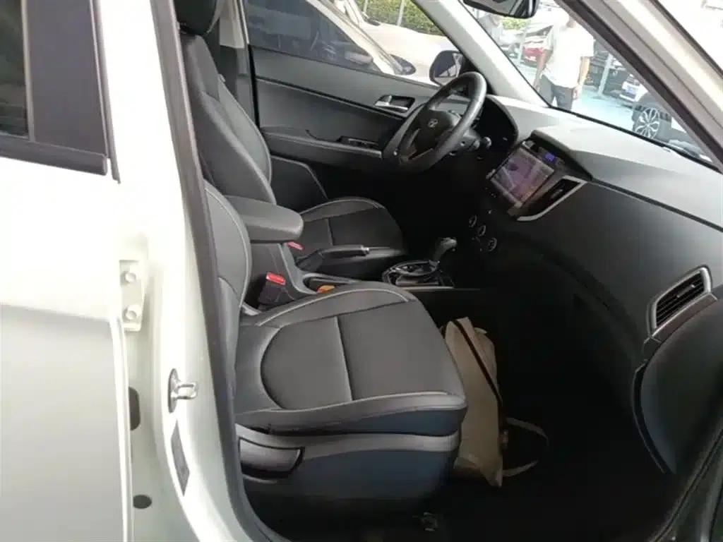 Beijing Hyundai ix25 2015 1.6L Automatic 2WD Smart GLS — миниатюра 25