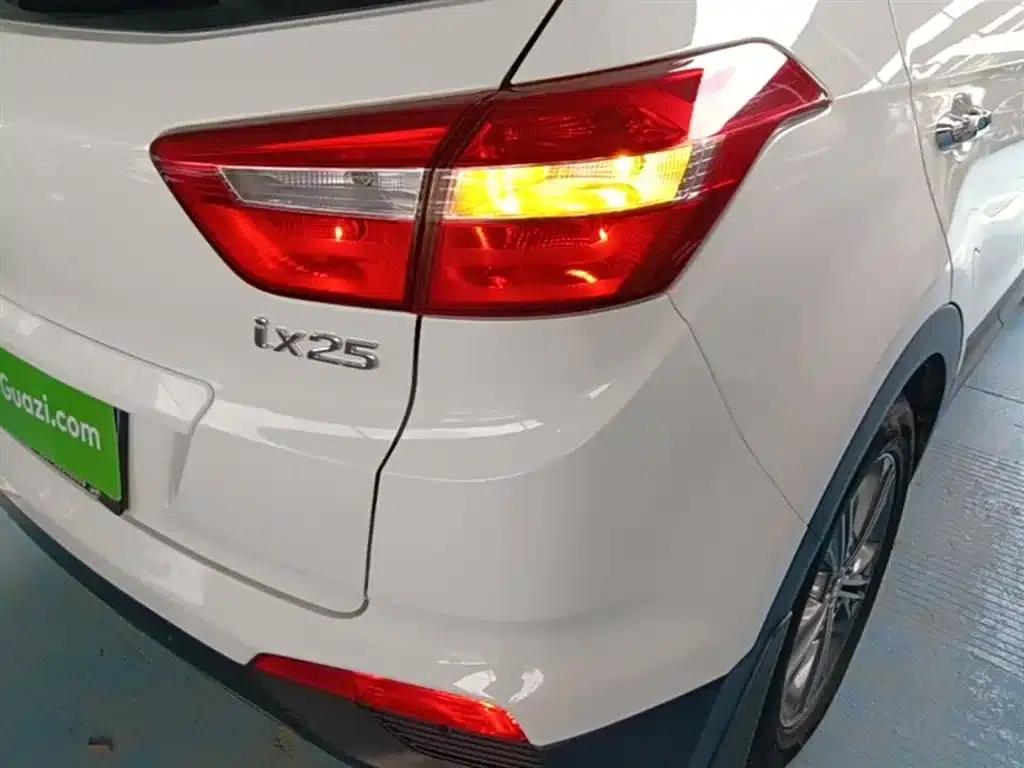 Beijing Hyundai ix25 2015 1.6L Automatic 2WD Smart GLS — миниатюра 8