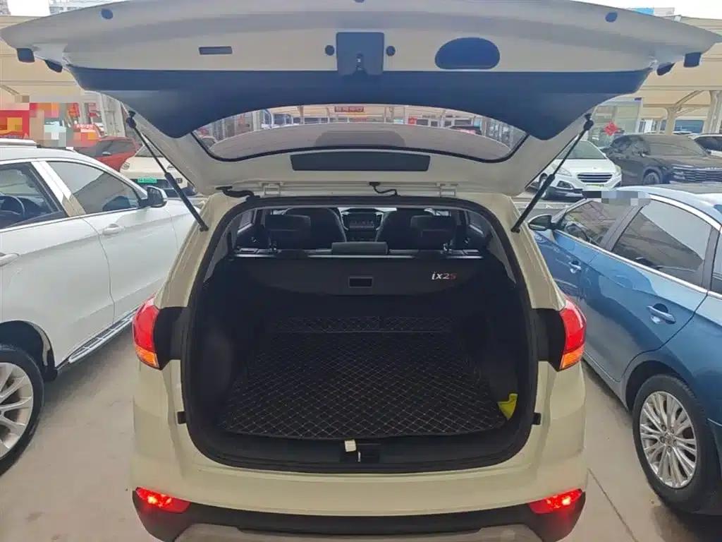 Beijing Hyundai ix25 2017 1.6L Automatic Smart Edition — миниатюра 19