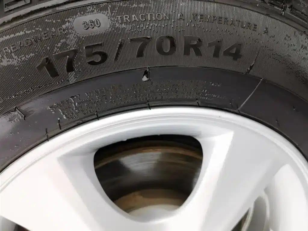 Ruiyi 2014 1.4L Automatic GLX — миниатюра 24