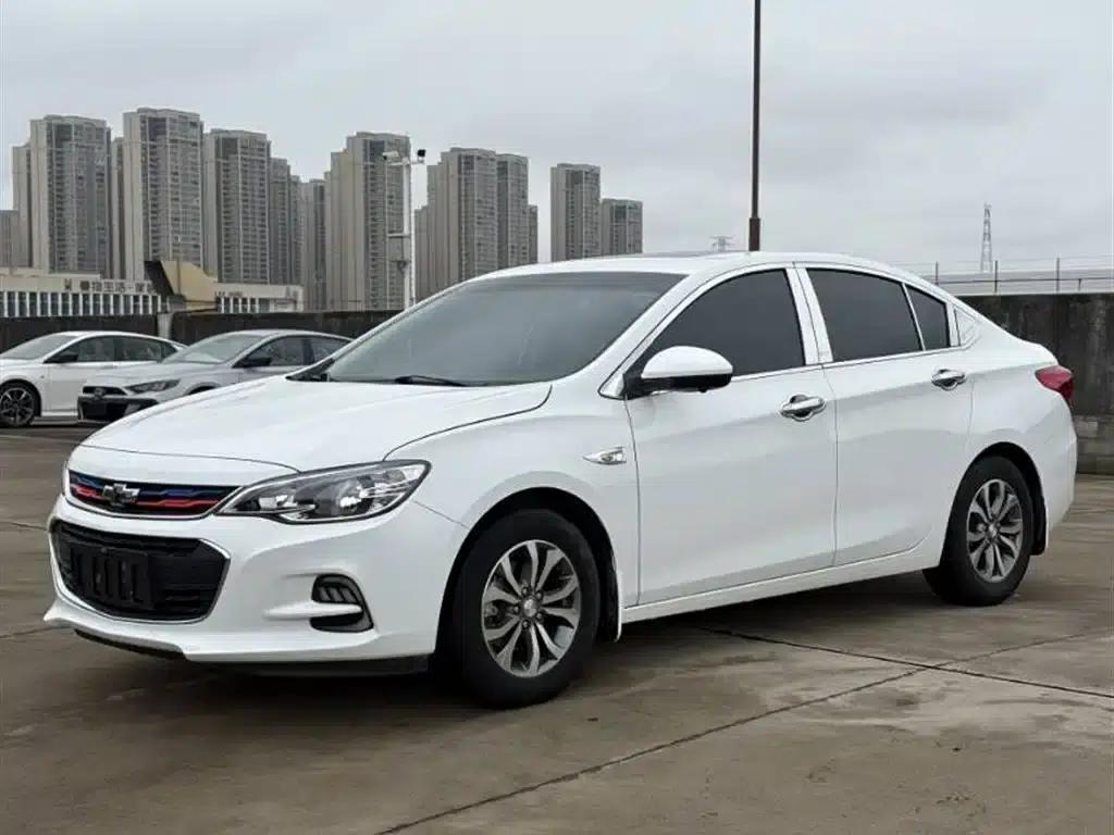 Chevrolet Cruze 2019 320 Automatic Sunroof Edition — миниатюра 1