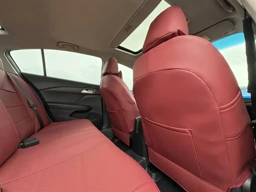 Chevrolet Cruze 2019 320 Automatic Sunroof Edition — миниатюра 6