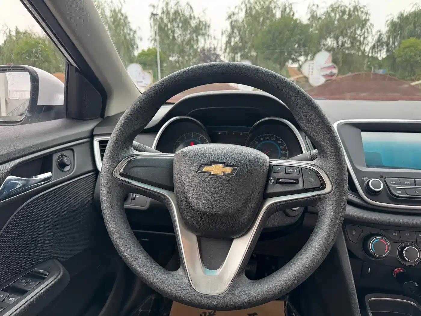 Chevrolet Cruze 2016 1.5L Manual Comfort Edition — миниатюра 16