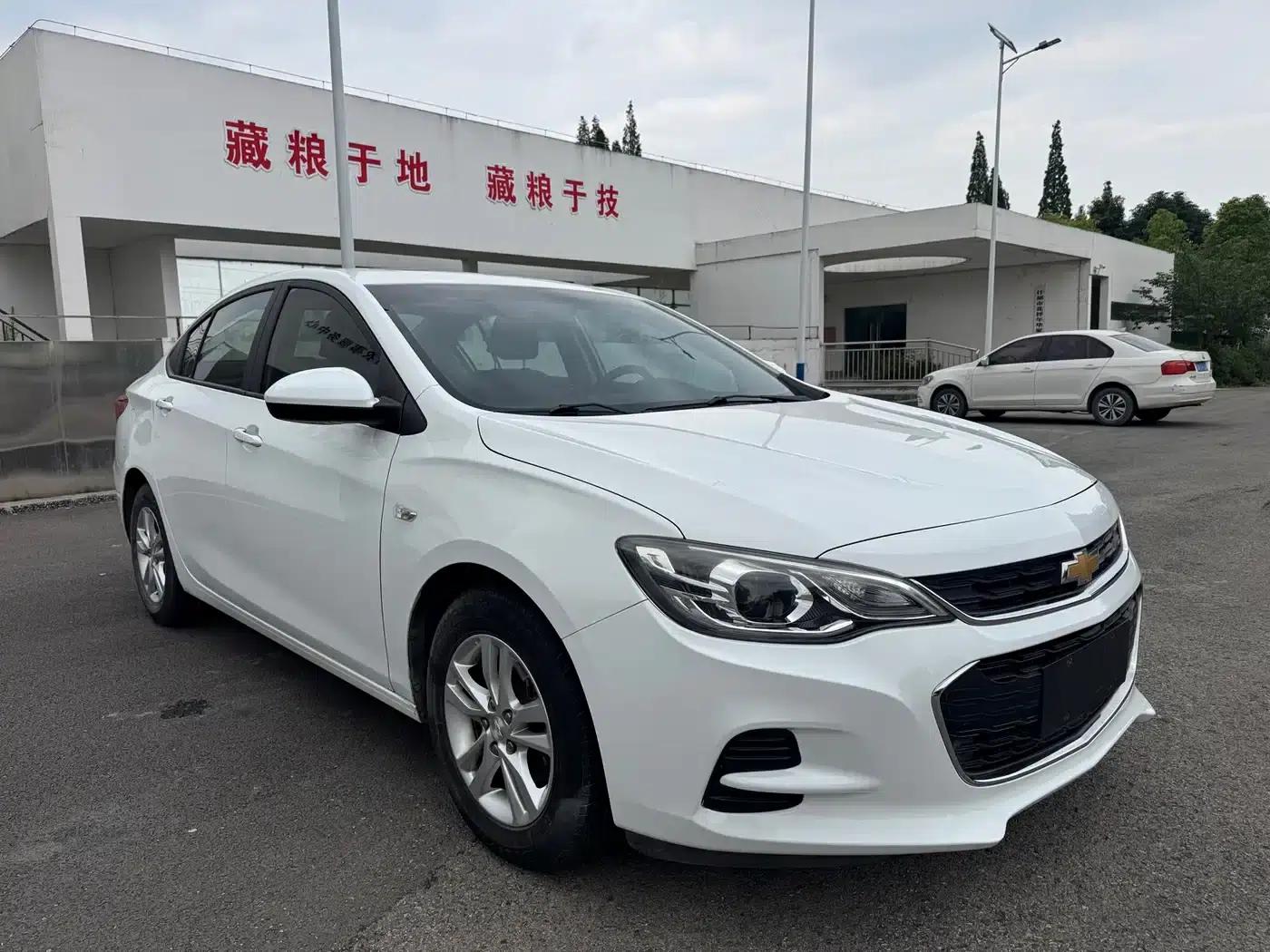 Chevrolet Cruze 2016 1.5L Manual Comfort Edition — миниатюра 3