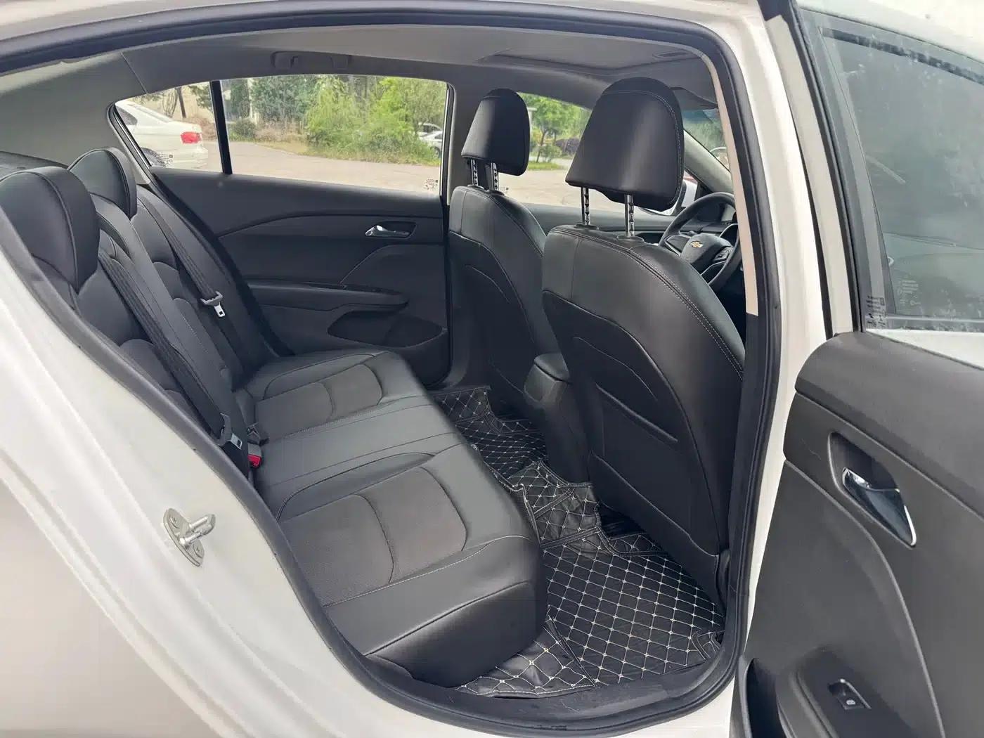 Chevrolet Cruze 2016 1.5L Manual Comfort Edition — миниатюра 10