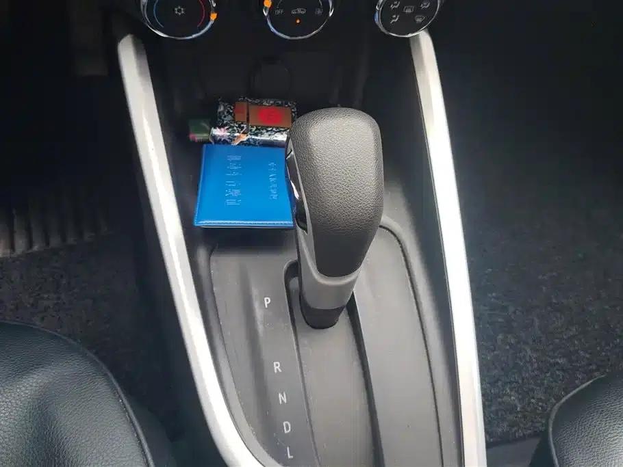 Chevrolet Cruze 2021 325T Automatic Comfort Edition — миниатюра 16