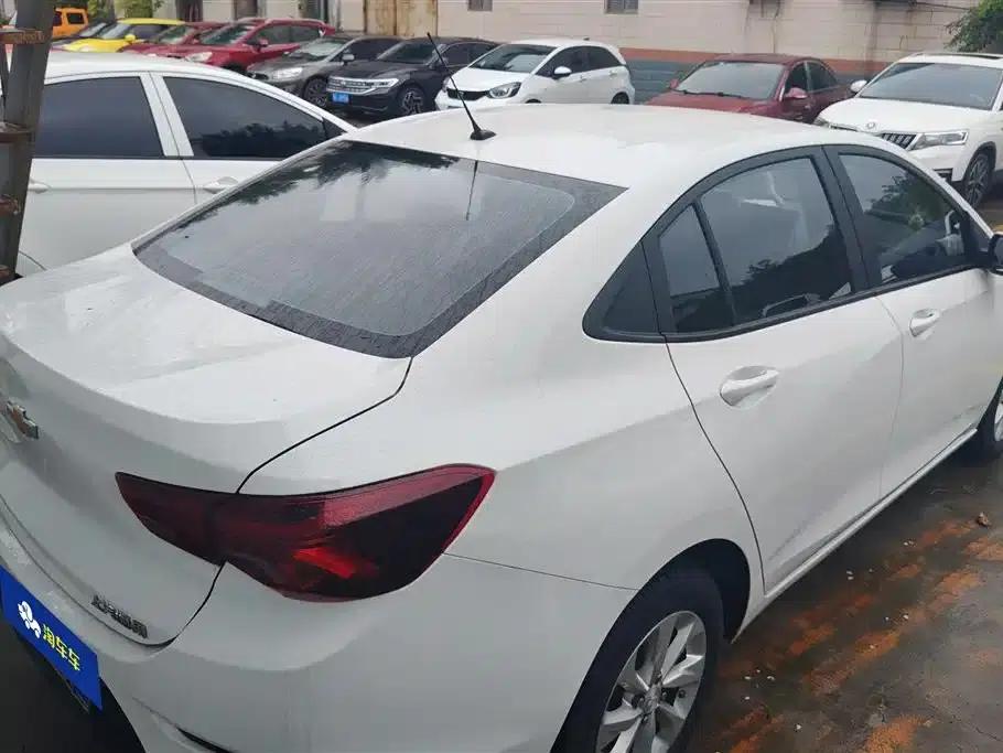 Chevrolet Cruze 2021 325T Automatic Comfort Edition — миниатюра 3