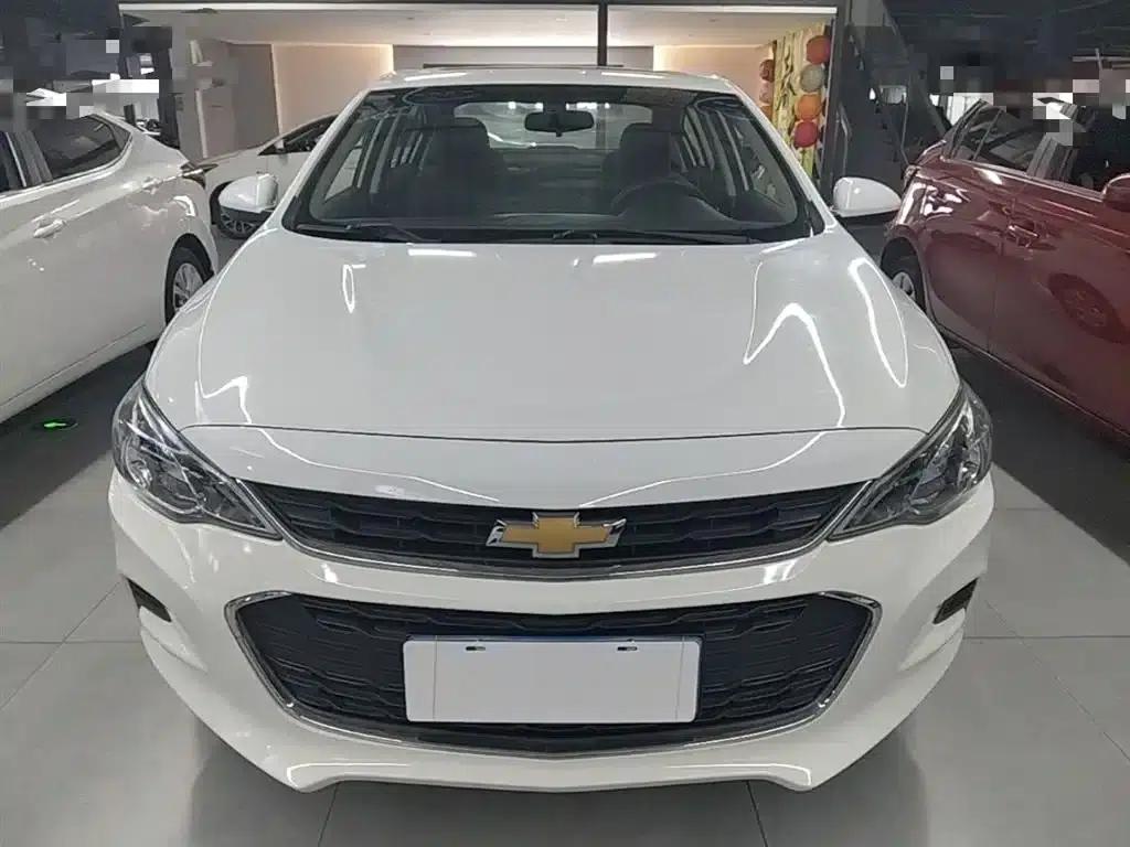 Chevrolet Cruze 2019 320 Automatic Sunroof Edition — миниатюра 3