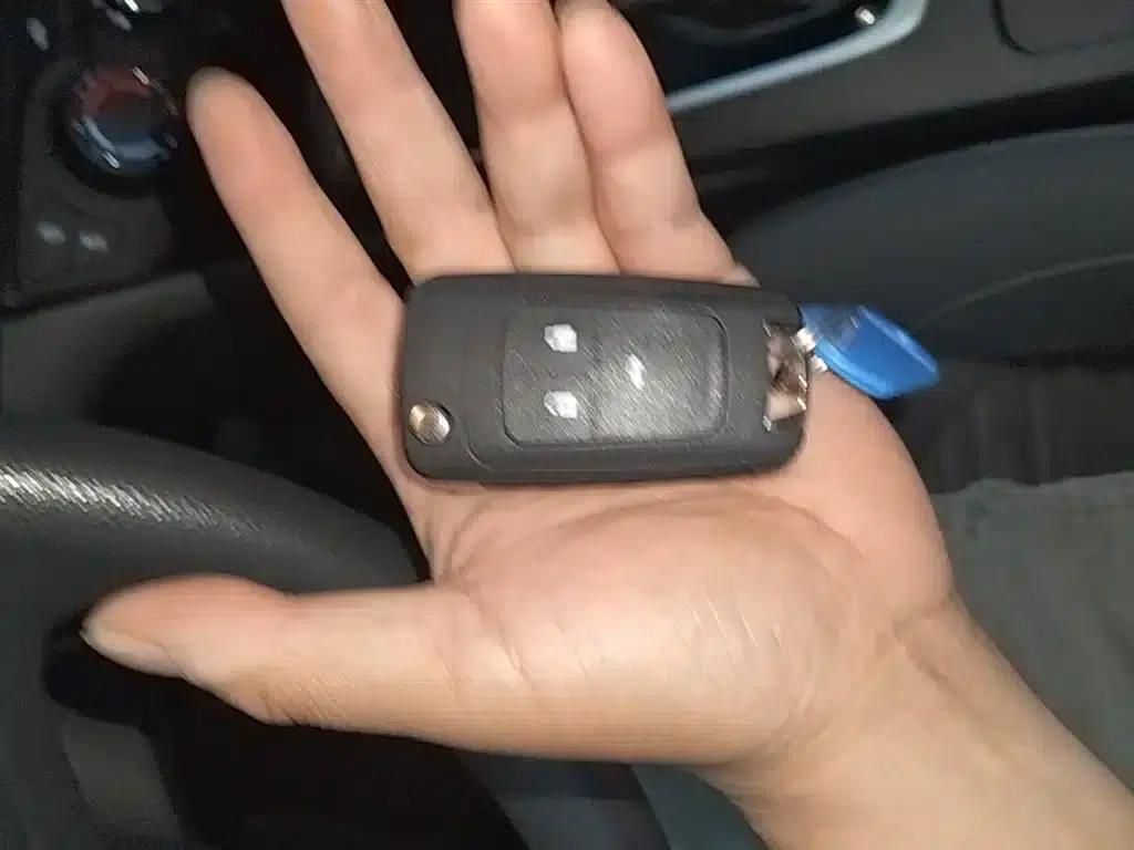 Chevrolet Cruze 2019 320 Automatic Sunroof Edition — миниатюра 9