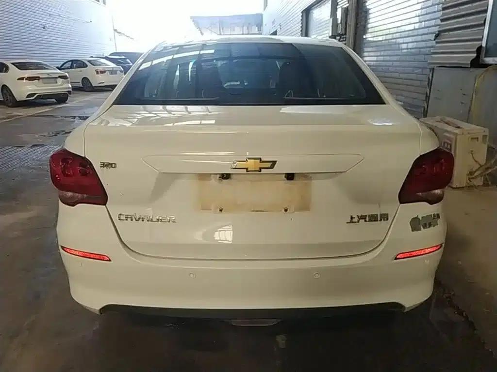 Chevrolet Cruze 2019 320 Automatic Sunroof Edition — миниатюра 6