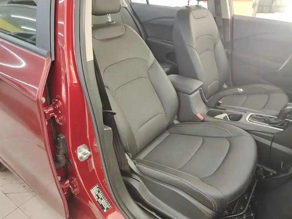 Chevrolet Cruze 2019 320 Automatic Comfort Edition — миниатюра 25