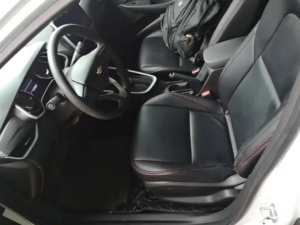 Chevrolet Cruze 2020 325T Automatic Comfort Edition — миниатюра 15