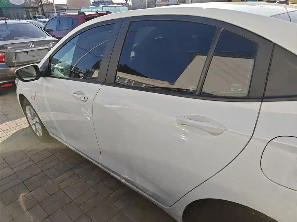 Chevrolet Cruze 2021 325T Automatic Comfort Edition — миниатюра 4