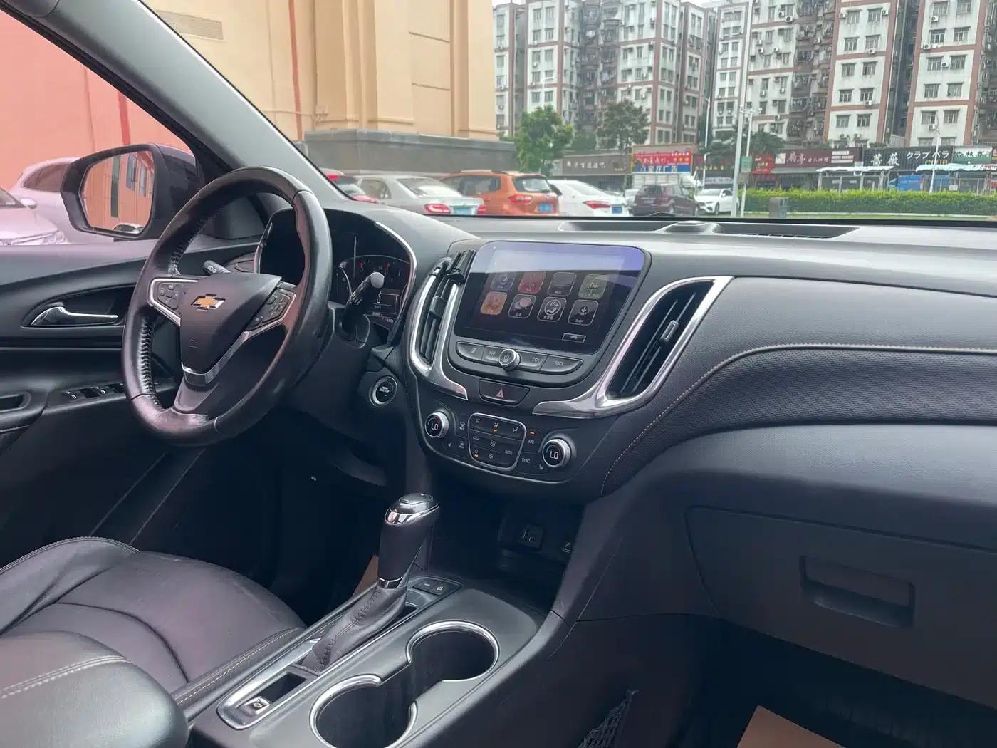 2018 Chevrolet Equinox RS 550T AWD Cross Edition — миниатюра 14