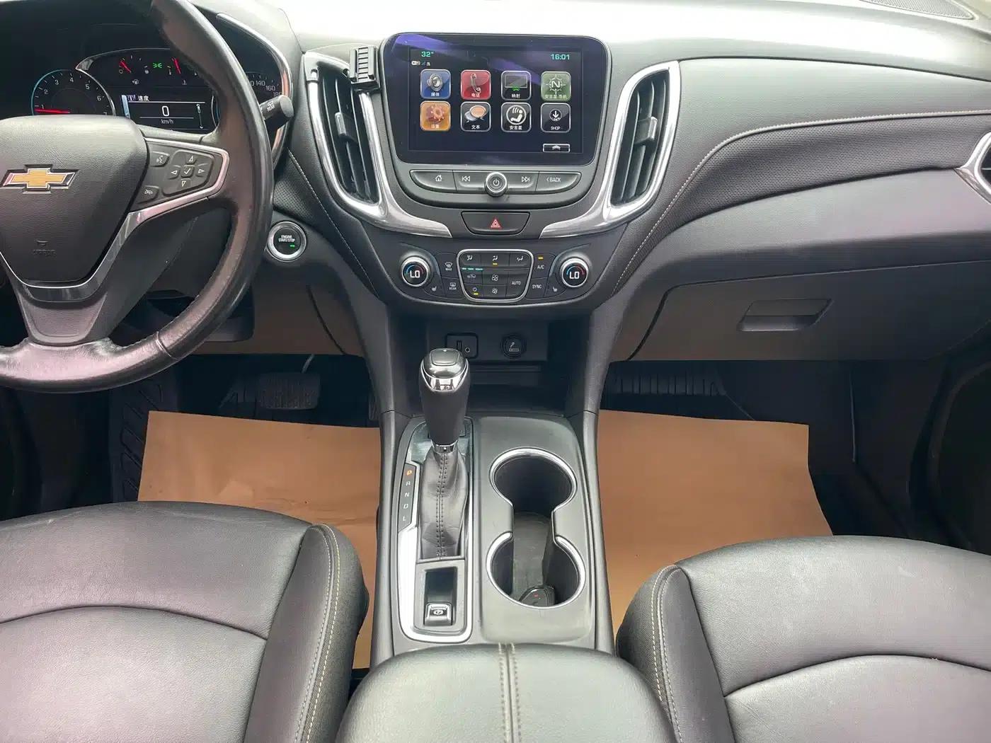 2018 Chevrolet Equinox RS 550T AWD Cross Edition — миниатюра 17