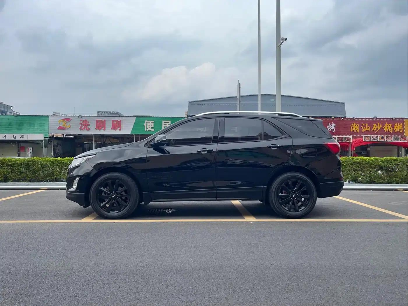 2018 Chevrolet Equinox RS 550T AWD Cross Edition — миниатюра 7