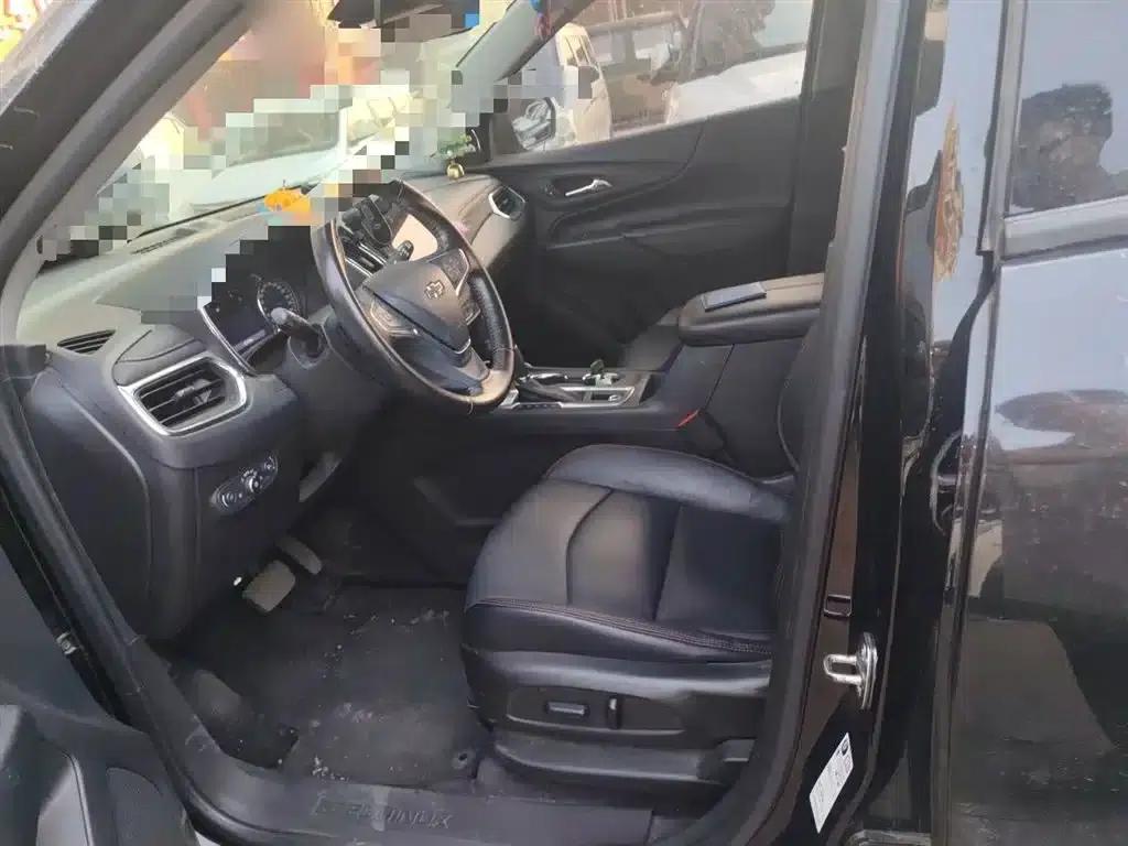 2018 Chevrolet Equinox Redline 550T AWD RS — миниатюра 12