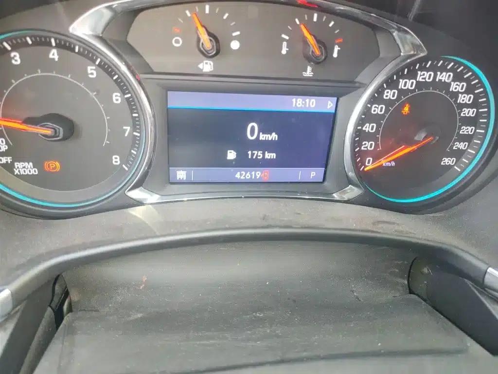 2018 Chevrolet Equinox Redline 550T AWD RS — миниатюра 9