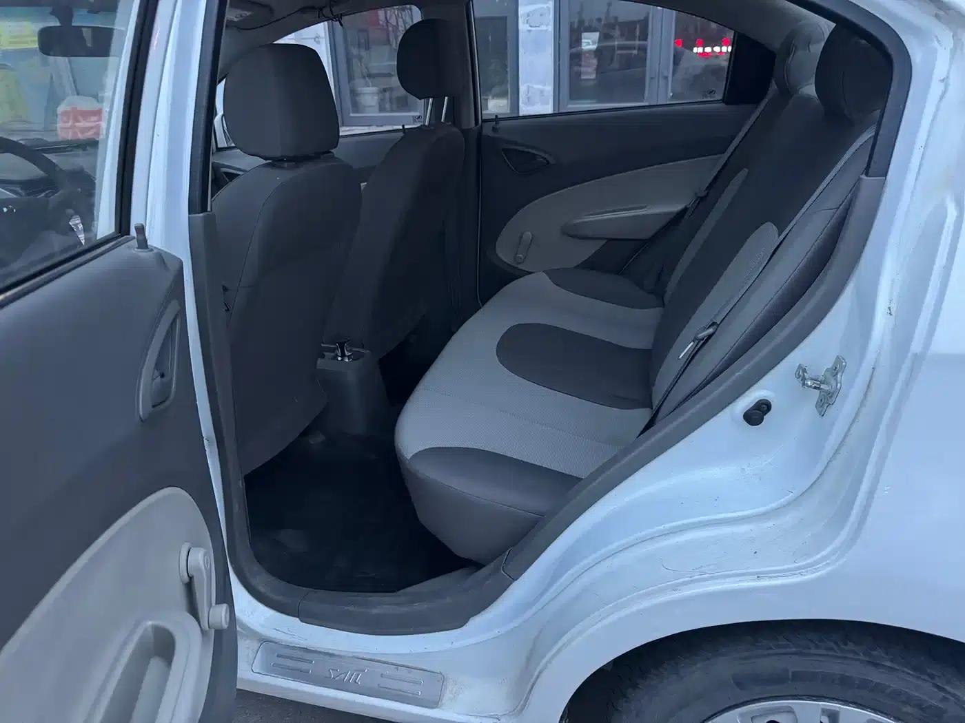 Chevrolet Sail 2013 Sedan 1.2L Manual Ideal Edition — миниатюра 7