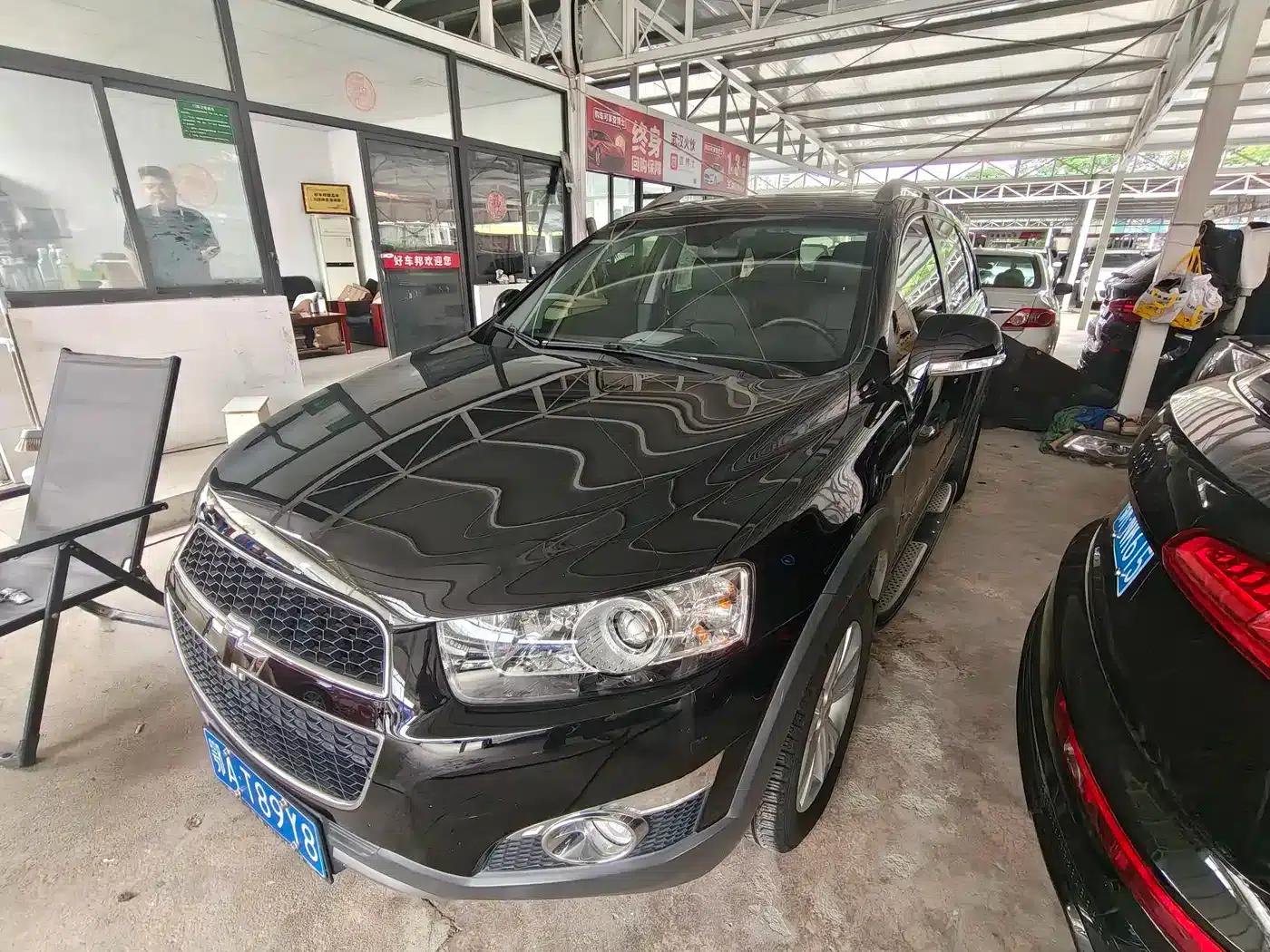 2014 Chevrolet Captiva 2.4L 4WD Flagship Edition 7-Seater — миниатюра 3