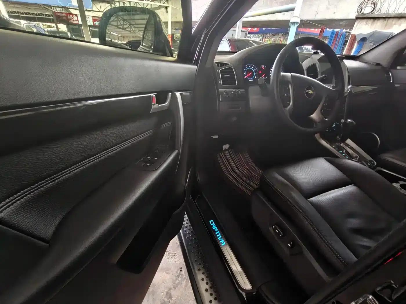 2014 Chevrolet Captiva 2.4L 4WD Flagship Edition 7-Seater — миниатюра 7