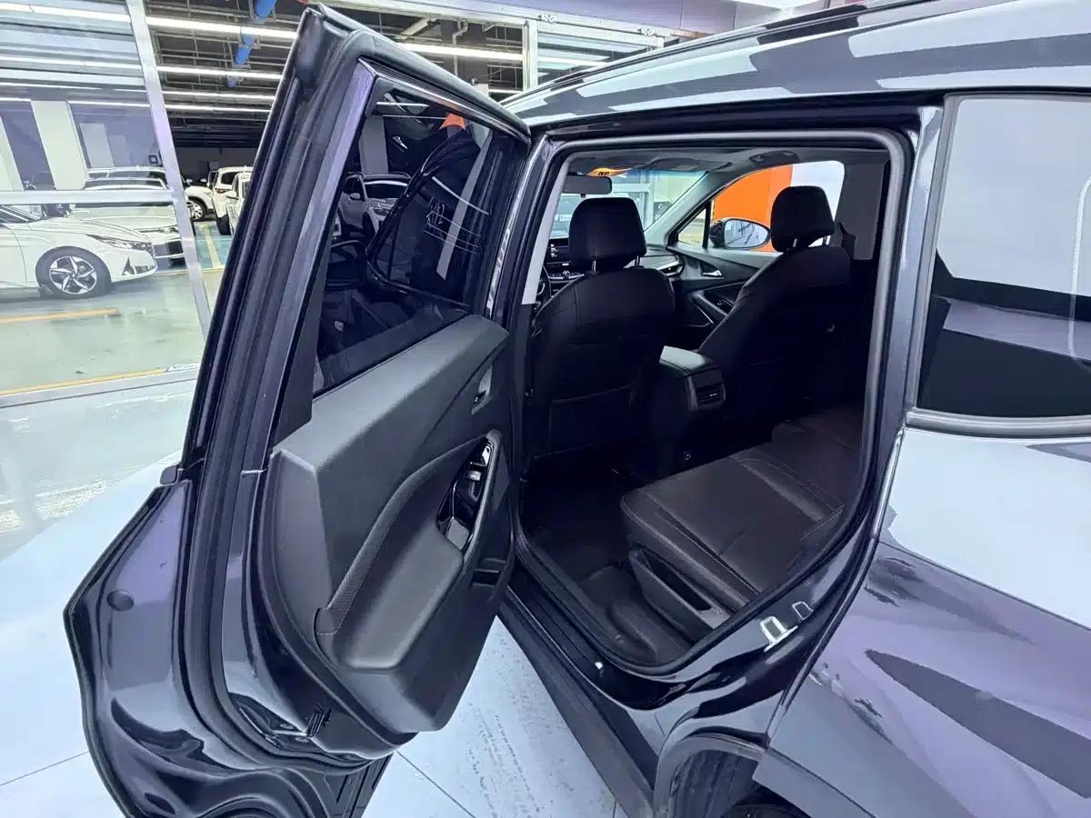 2020 Chevrolet Orlando Mild Hybrid Redline 530T Automatic Luxury Edition (5+2 models) — миниатюра 13
