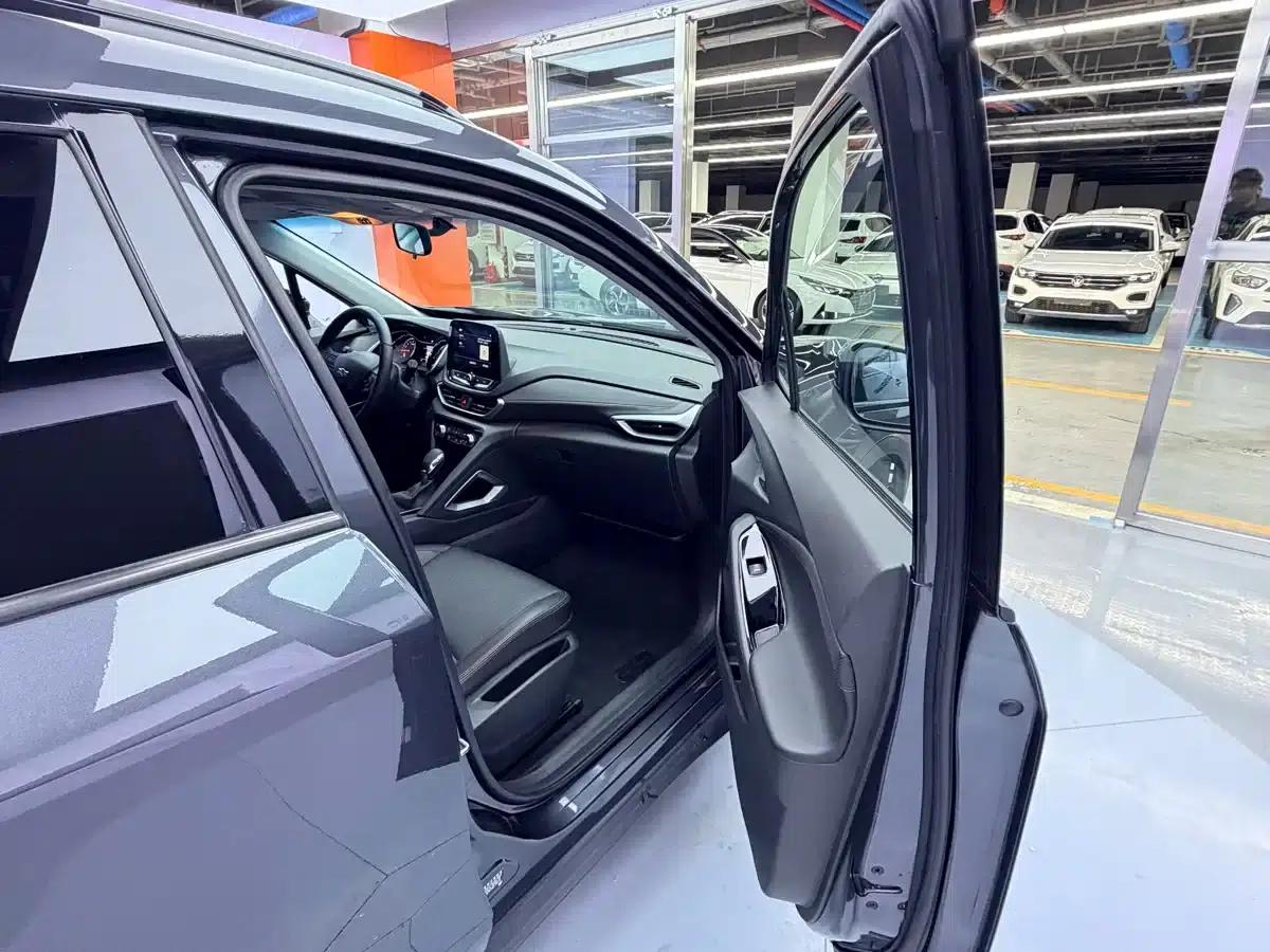 2020 Chevrolet Orlando Mild Hybrid Redline 530T Automatic Luxury Edition (5+2 models) — миниатюра 10