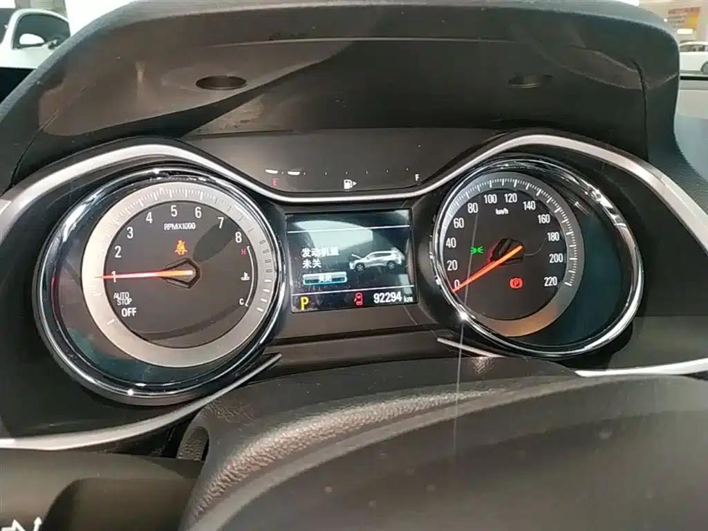2019 Chevrolet Orlando Redline 530T Automatic Luxury Edition (5+2 models) China VI Emission Standard — миниатюра 12