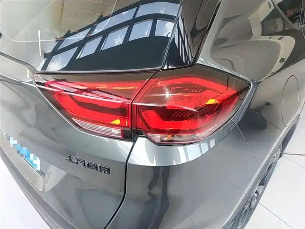2019 Chevrolet Orlando Redline 530T Automatic Luxury Edition (5+2 models) China VI Emission Standard — миниатюра 8