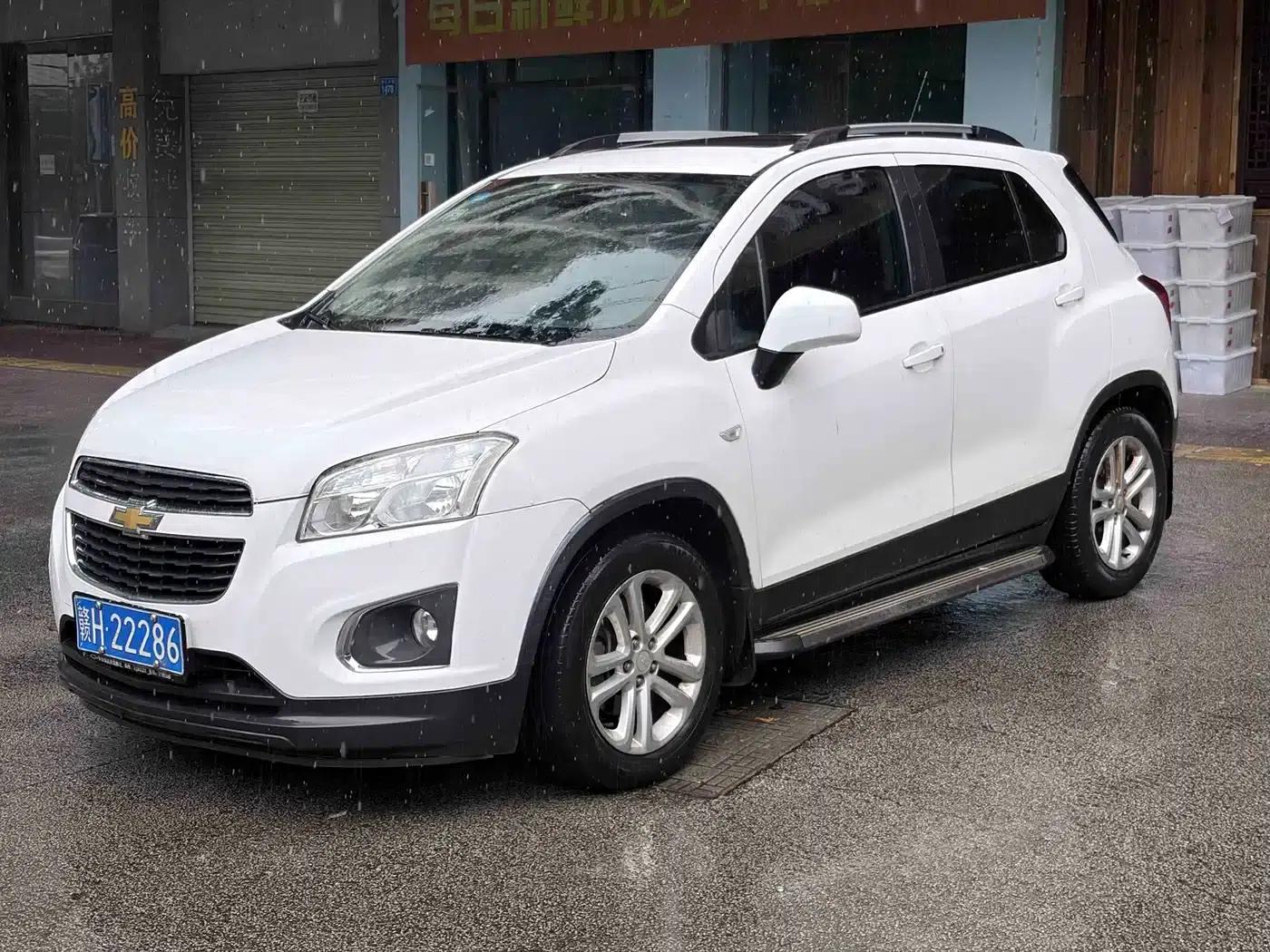 Chevrolet Trax 2016 1.4T Automatic 2WD Comfort Sunroof Edition — миниатюра 1