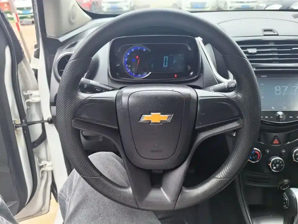 Chevrolet Trax 2014 1.4T Automatic 2WD Comfort Model — миниатюра 11
