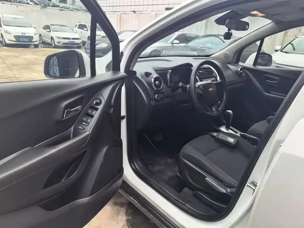 Chevrolet Trax 2014 1.4T Automatic 2WD Comfort Model — миниатюра 16